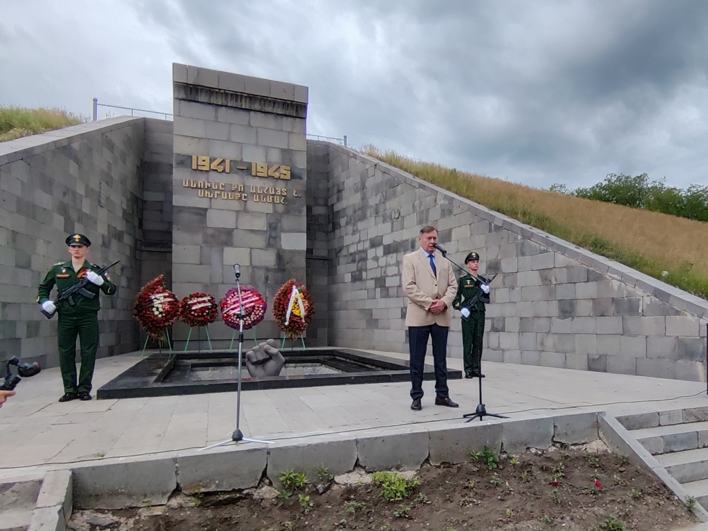 Церковь в Гюмри Йот Верк