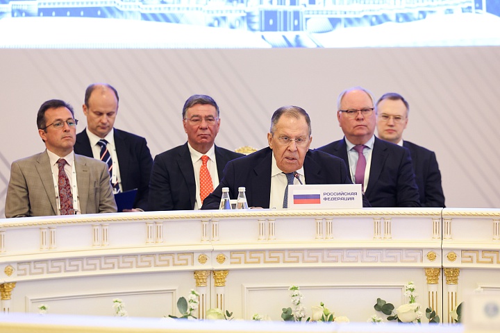 Lavrov peräänkuulutti uutta turvallisuusjärjestystä Euraasiaan